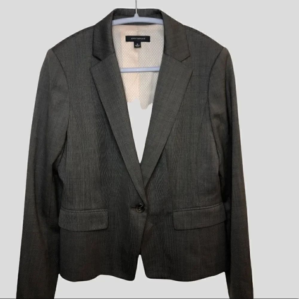 Ann Taylor blazer 